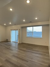 463 W 60 S in Providence, UT - Building Photo - Building Photo