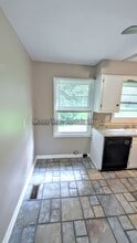 914 Rutledge Annex in Hendersonville, NC - Building Photo - Building Photo