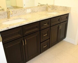 2450 Amnesty Dr in North Port, FL - Building Photo - Building Photo