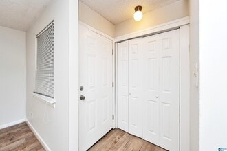 3011 Massey Rd in Vestavia Hills, AL - Building Photo - Building Photo