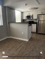 10361 SW 16th St, Unit S1 in Miami, FL - Building Photo