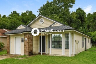 2626 Malibu Cir in Orange Park, FL - Building Photo - Building Photo