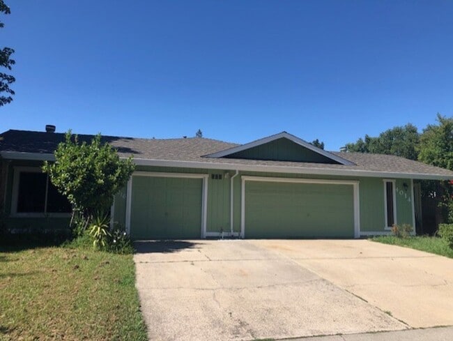 property at 4014 Tresler Ave