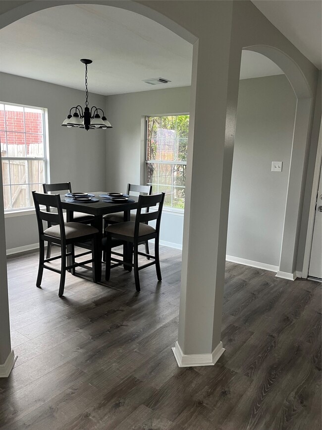 property at 5903 Bonners Park Ct