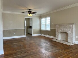2219 20th St in Lubbock, TX - Building Photo