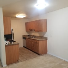 240 W Lincoln Ave in Escondido, CA - Building Photo - Building Photo