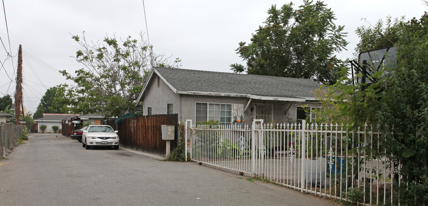 3909 Penn Mar Ave in El Monte, CA - Foto de edificio