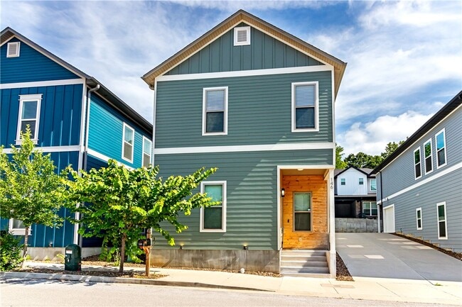 146 E South St in Fayetteville, AR - Building Photo - Building Photo