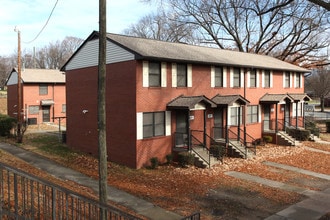 Ray Warren Apartments in Greensboro, NC - Foto de edificio - Building Photo