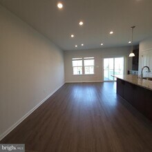 64 Hamilton Ct in Pennsauken, NJ - Building Photo - Building Photo