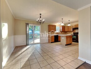 10201 Stillwell Dr in Avon, IN - Building Photo - Building Photo