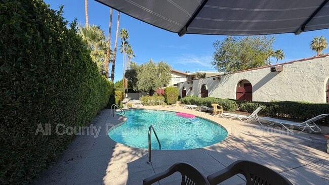550 El Cielo Rd in Palm Springs, CA - Building Photo - Building Photo