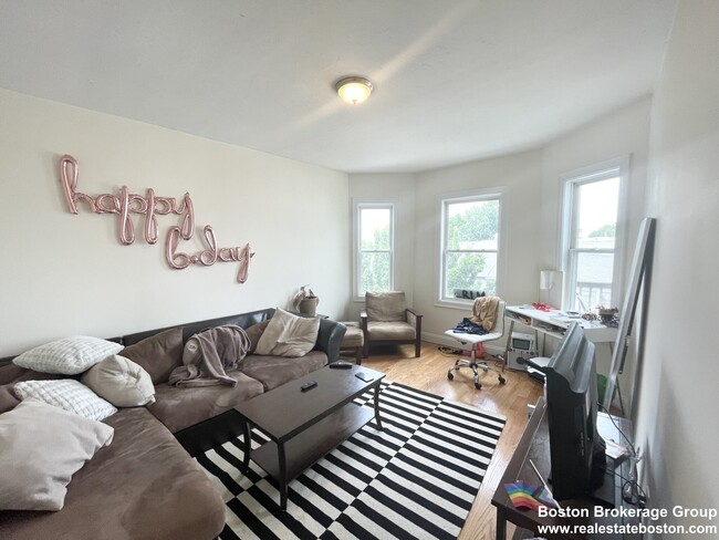 7 Sudan St, Unit #3 in Boston, MA - Building Photo - Building Photo