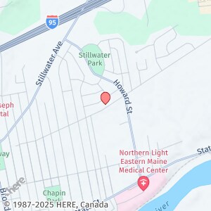 236 Mt Hope Ave in Bangor, ME - Building Photo