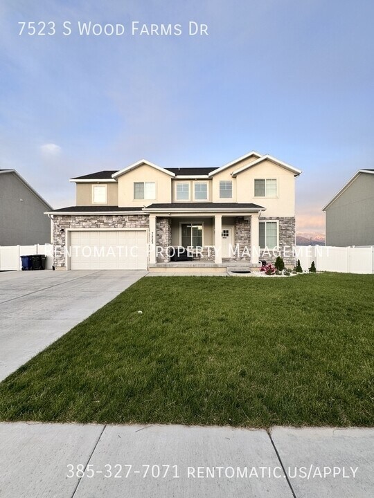 7523 Wood Farms Dr in West Jordan, UT - Building Photo
