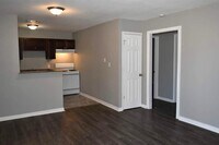 3631 N MacGregor Way photo'