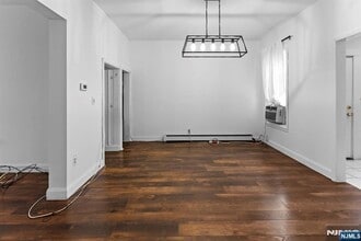 28 Kearny Ave in Kearny, NJ - Building Photo - Building Photo
