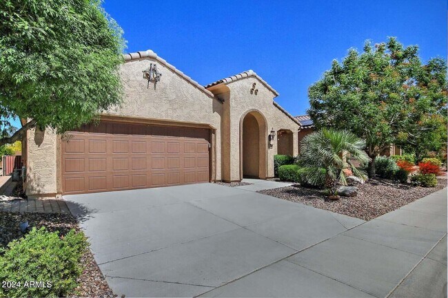 property at 4394 N Hummingbird Dr