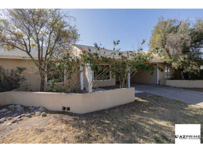 4121 E Carson Rd in Phoenix, AZ - Building Photo - Building Photo