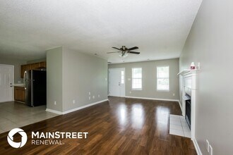 6415 Goldenblush Cir in Charlotte, NC - Building Photo - Building Photo