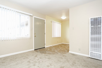 Timberlane Apartments in Hayward, CA - Building Photo - Interior Photo