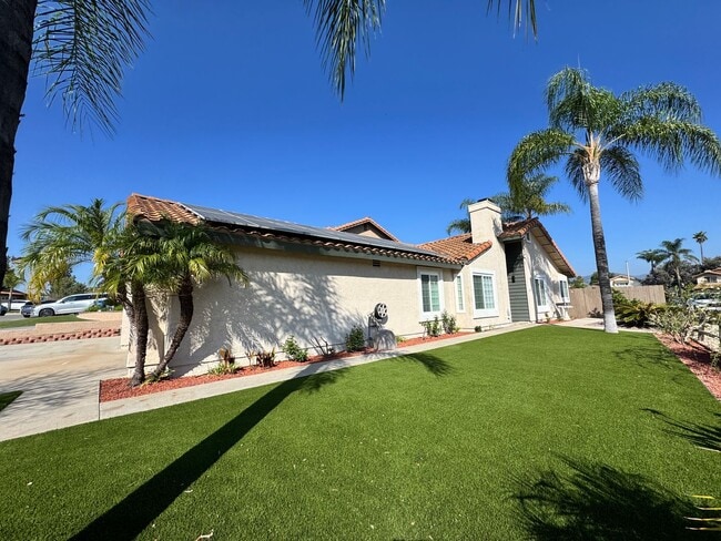 2491 St Anne Dr in El Cajon, CA - Building Photo - Building Photo