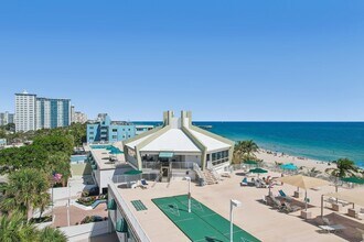 101 Briny Ave, Unit 401 in Pompano Beach, FL - Building Photo - Building Photo