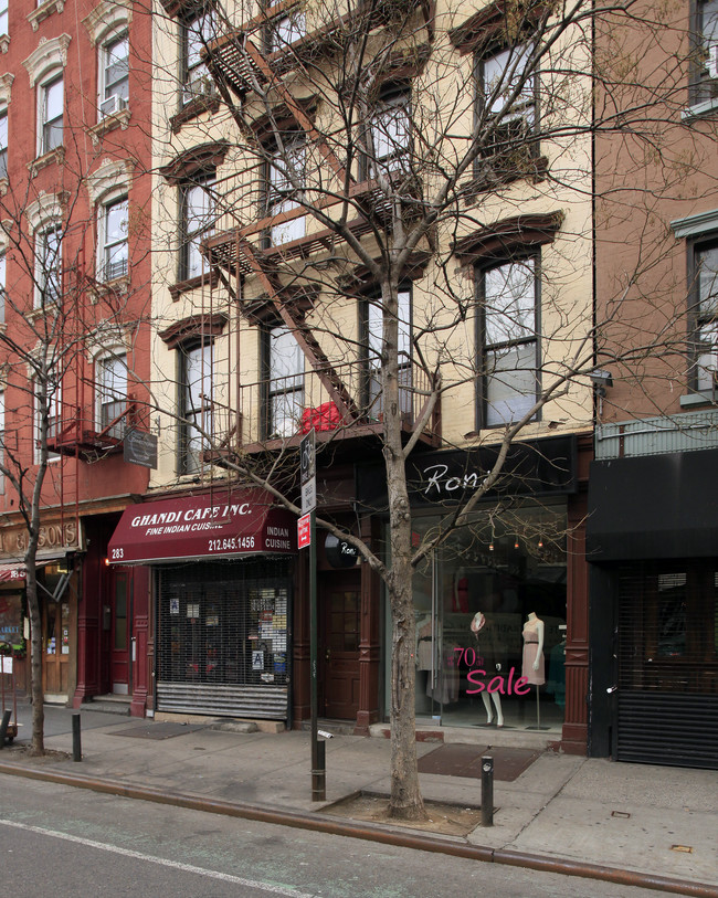 283 Bleecker St in New York, NY - Foto de edificio - Building Photo