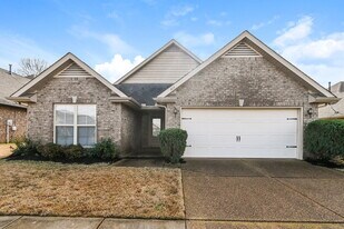 2915 S Hartland in Southaven, MS - Building Photo