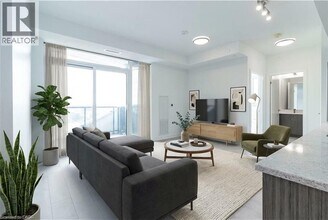 25 Wellington St S in Kitchener, ON - Building Photo - Building Photo