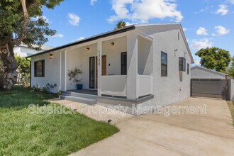 1724 S Fairfax Ave in Los Angeles, CA - Building Photo - Building Photo