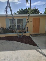 2740 Geary St in Matlacha, FL - Building Photo