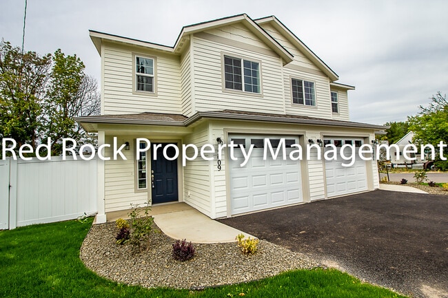 property at 2009 N Flora Rd