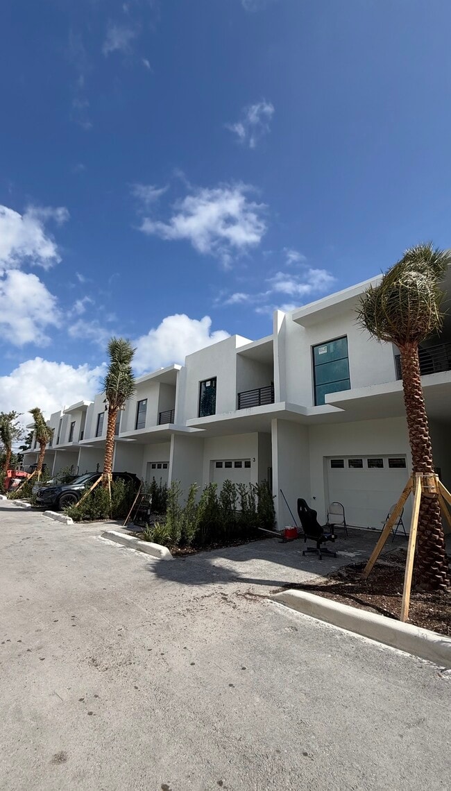 property at 2511 Pierce St