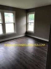266 5th St SE in Paris, TX - Foto de edificio - Building Photo