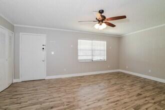 1301 Baranova Rd in Ocoee, FL - Building Photo - Building Photo