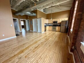 325 Lafayette St in Bridgeport, CT - Building Photo - Building Photo