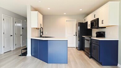 1332 Pueblo Trl in Fort Wayne, IN - Building Photo - Building Photo