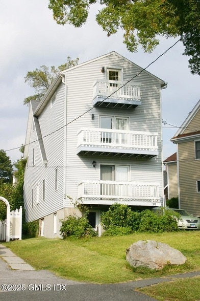 property at 30 Woodland Dr