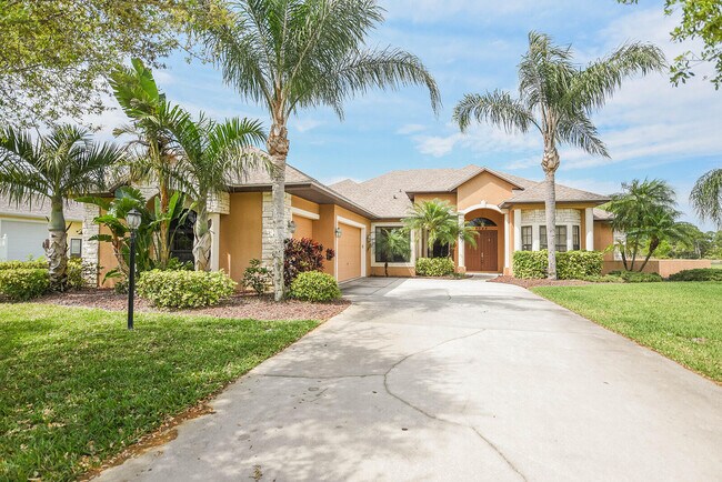 property at 4068 Gardenwood Cir