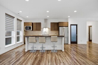 17129 42nd Dr SE in Bothell, WA - Building Photo - Building Photo