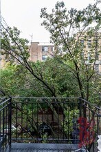 309 E 8th St in New York, NY - Building Photo - Building Photo