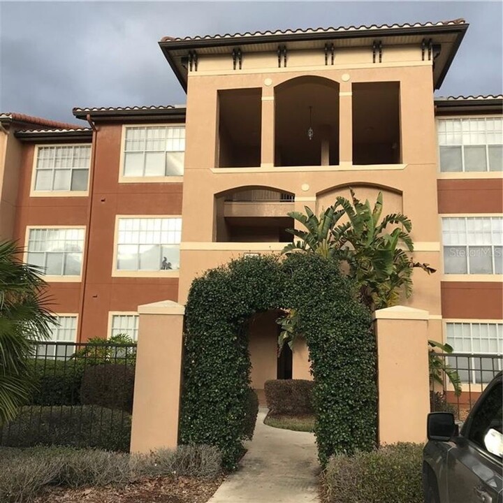 5578 Metrowest Blvd in Orlando, FL - Building Photo