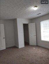 203 Westchester Cir in Athens, GA - Building Photo - Building Photo