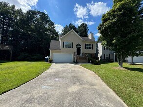 525 Dot Dr in Atlanta, GA - Building Photo - Building Photo