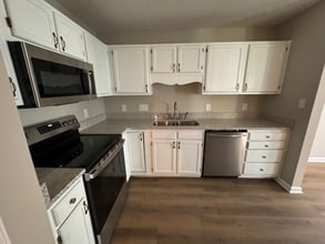 4228 Edith Ln in Greensboro, NC - Building Photo - Building Photo