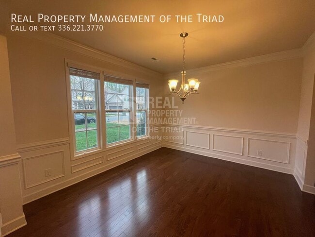 306 Summerwalk Rd in Greensboro, NC - Building Photo - Building Photo