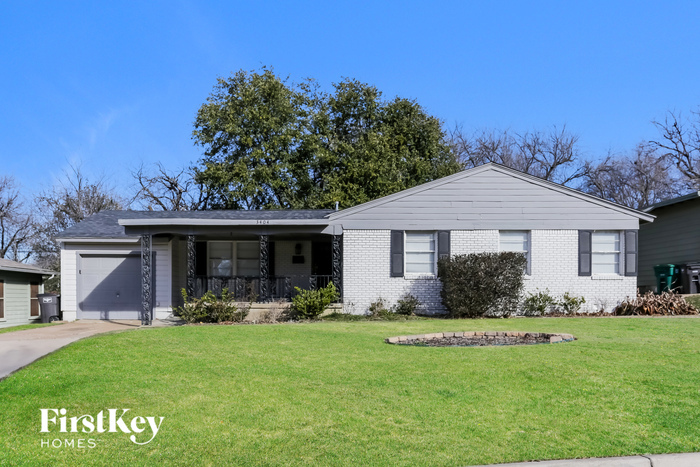 3404 Medina Ave in Fort Worth, TX - Building Photo