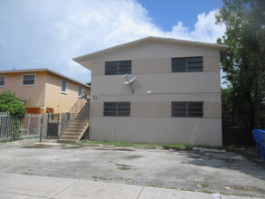 93 NE 59th St in Miami, FL - Building Photo - Building Photo