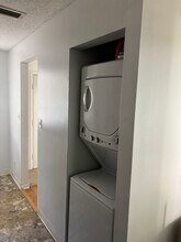 1108 Coral Club Dr, Unit 1108 in Coral Springs, FL - Building Photo - Building Photo